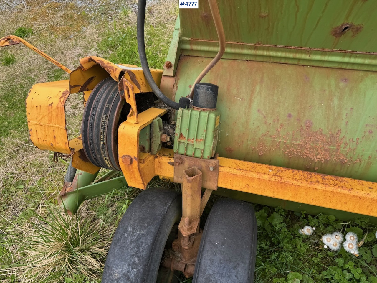 Szálastakarmány betakarítás gépei 1999 Serigstad forage harvester with frame: 9 kép.