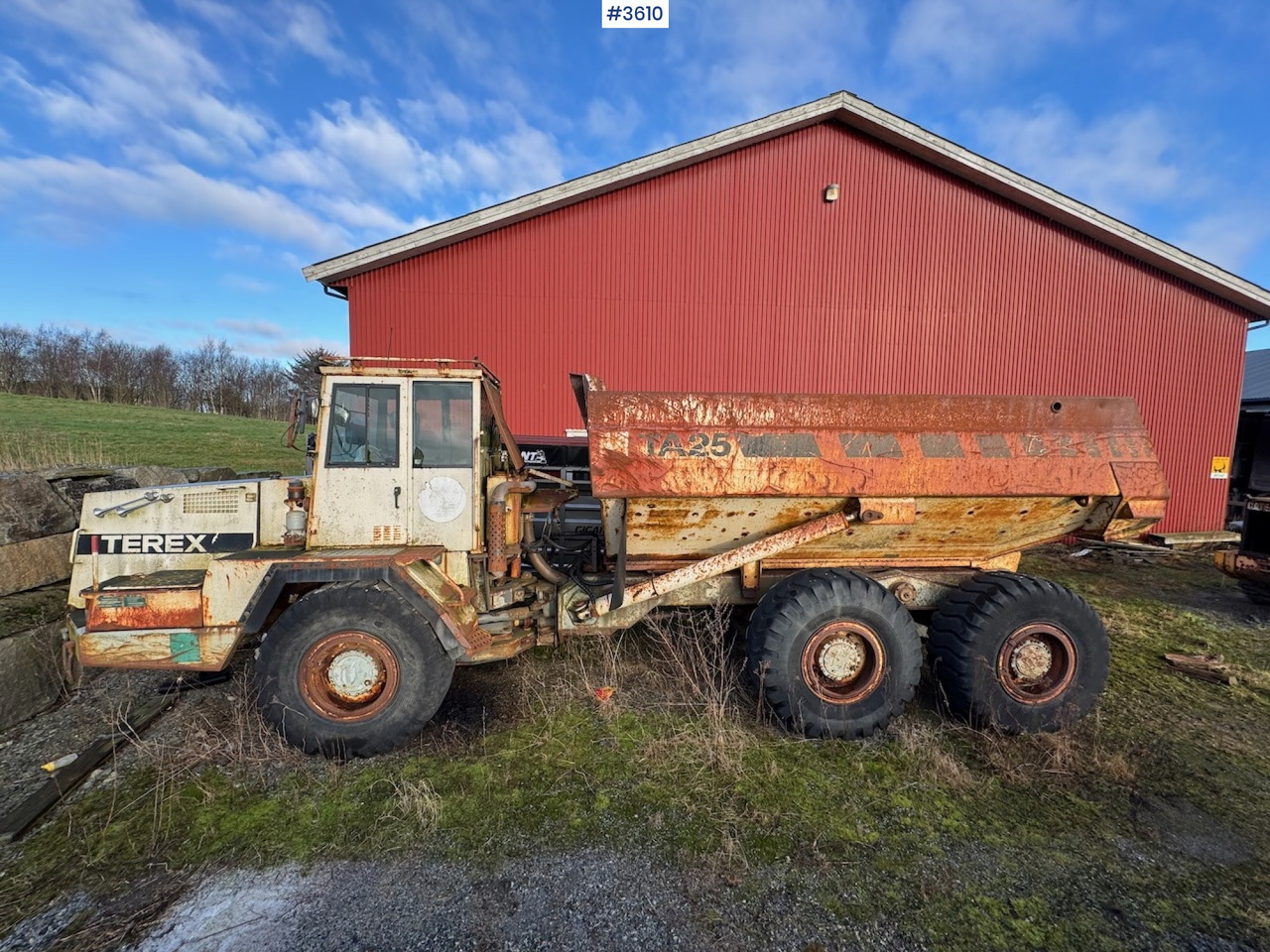 1999 Terex TA25 Dumper m/ lite timer. - Csuklós dömper: 2 kép. 1999 Terex TA25 Dumper m/ lite timer. - Csuklós dömper: 2 kép.