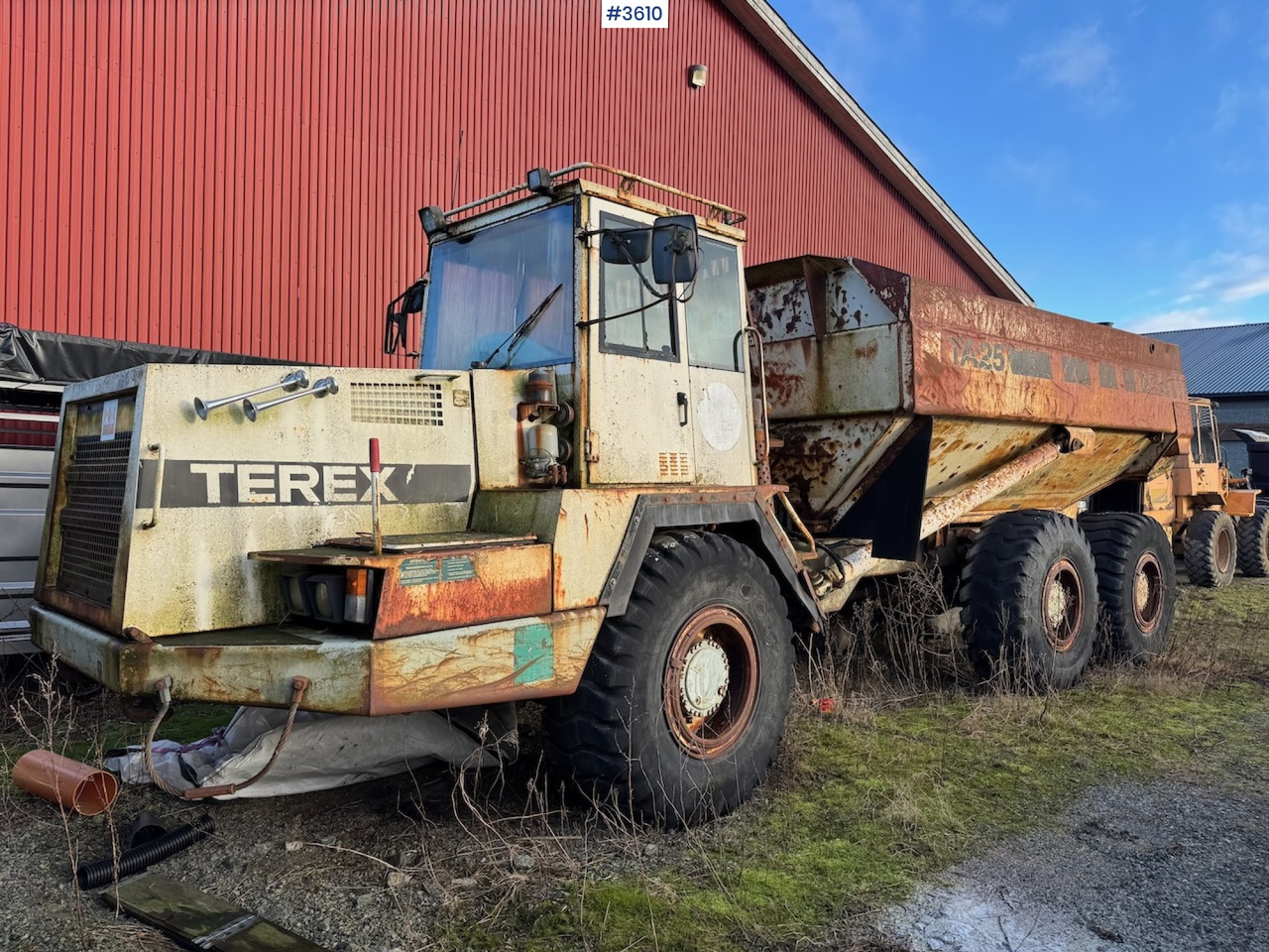 1999 Terex TA25 Dumper m/ lite timer. - Csuklós dömper: 1 kép. 1999 Terex TA25 Dumper m/ lite timer. - Csuklós dömper: 1 kép.