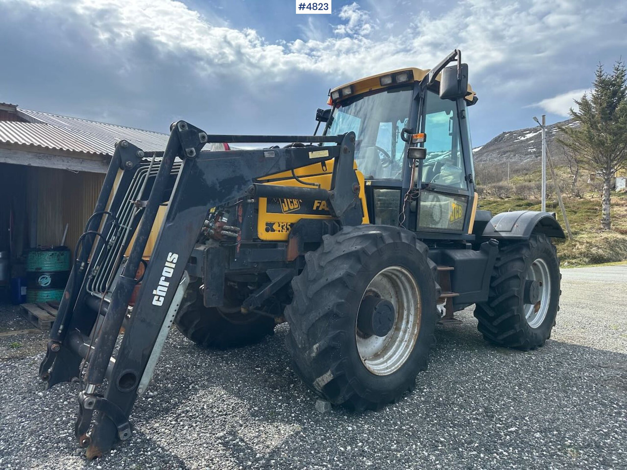 2000 JCB Fastrac 4x4 tractor w/ loader, 2 new tires, gravel bucket or snow bucket. WATCH VIDEO. - Traktor: 1 kép. 2000 JCB Fastrac 4x4 tractor w/ loader, 2 new tires, gravel bucket or snow bucket. WATCH VIDEO. - Traktor: 1 kép.