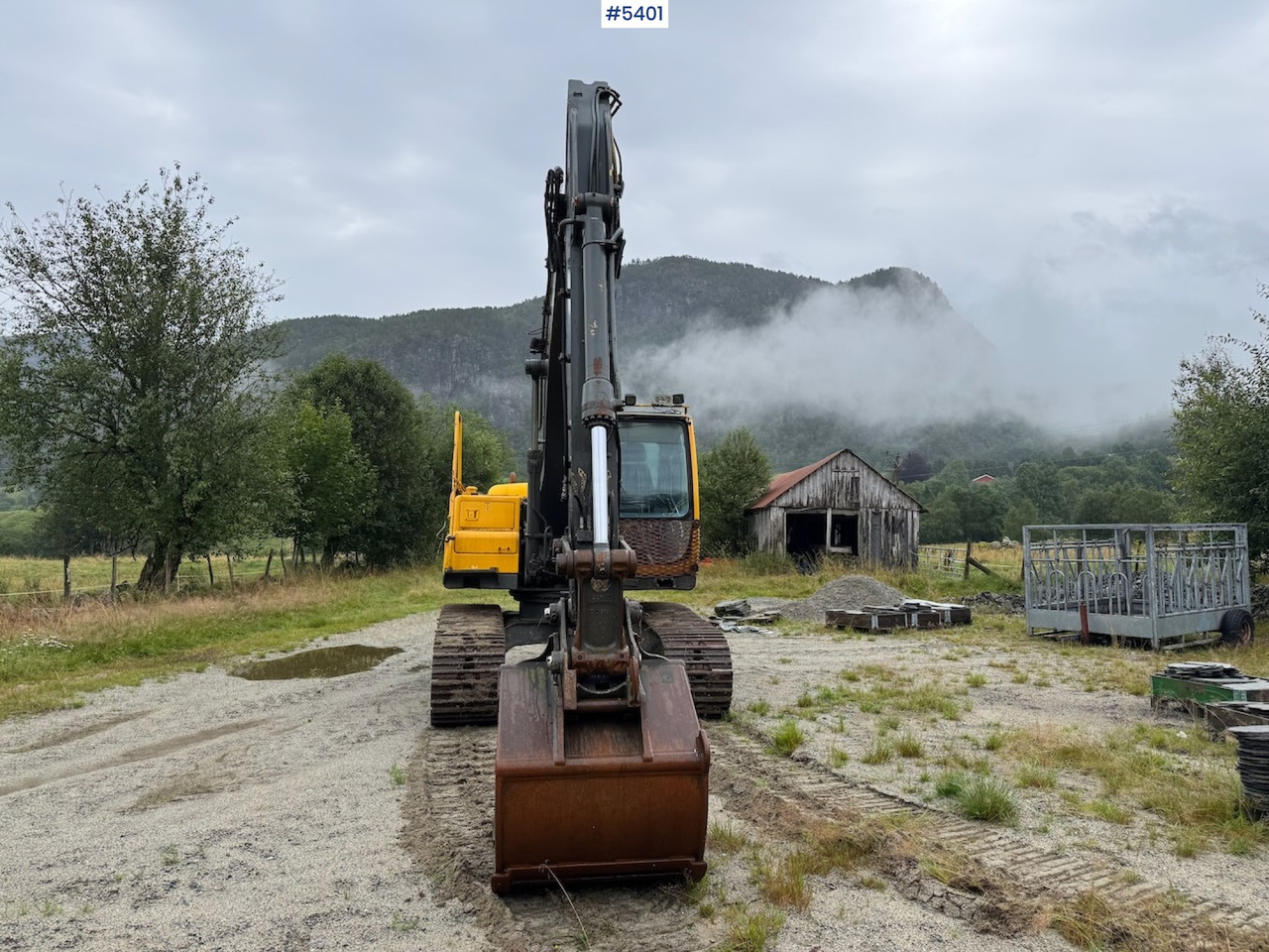 2000 Volvo EC 140 LCM - Kotrógép: 4 kép. 2000 Volvo EC 140 LCM - Kotrógép: 4 kép.