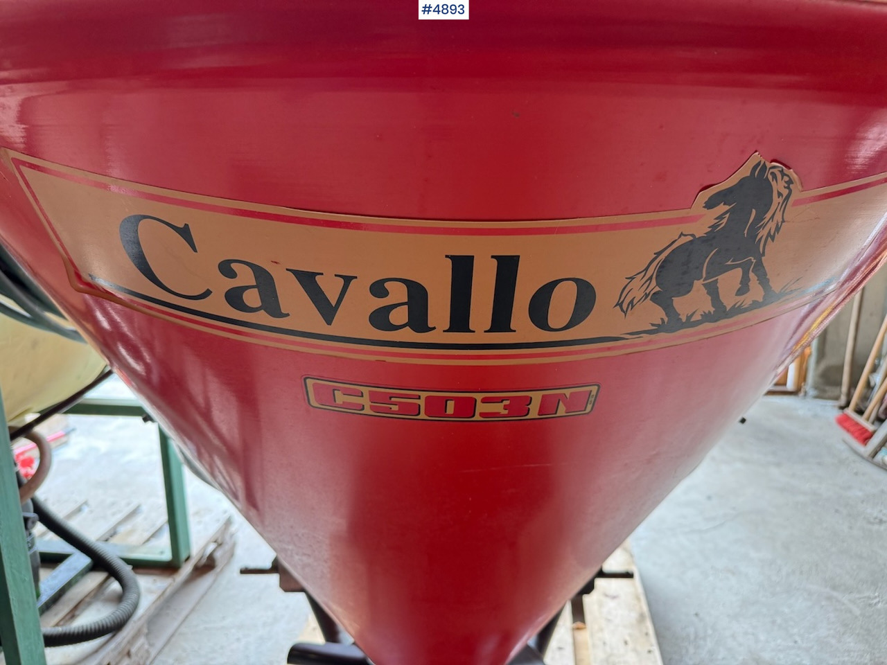 2001 Cavallo C503N. - Műtrágyaszóró: 1 kép. 2001 Cavallo C503N. - Műtrágyaszóró: 1 kép.