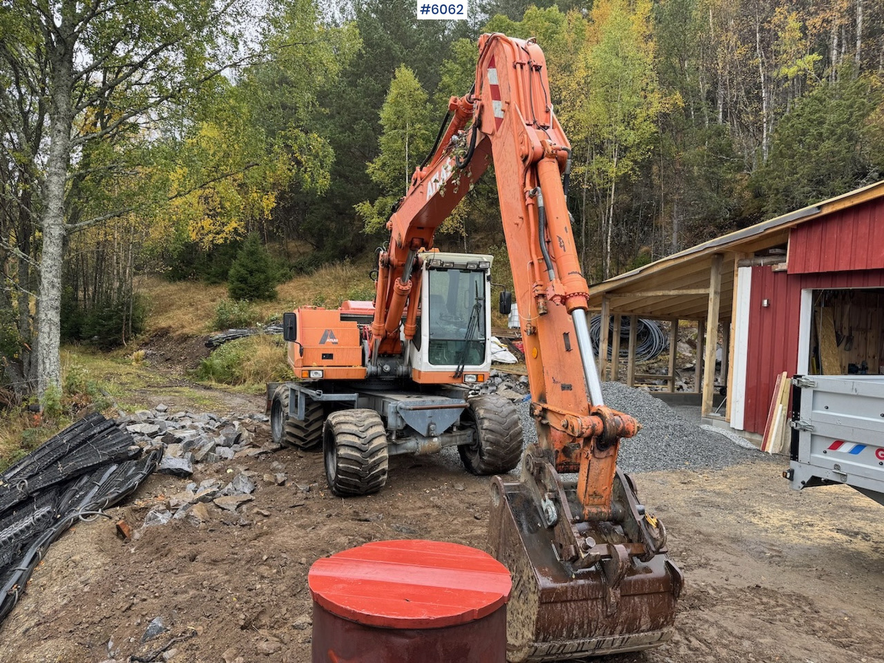 2002 Atlas 1304 w/ 1 backhoe bucket Low Hours! - Kotrógép: 3 kép. 2002 Atlas 1304 w/ 1 backhoe bucket Low Hours! - Kotrógép: 3 kép.