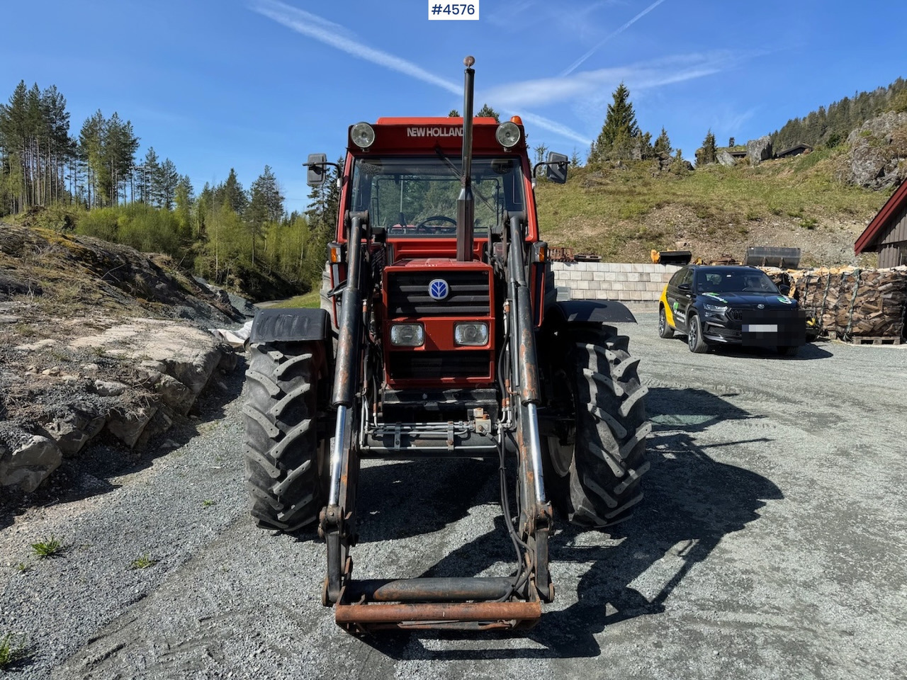 2002 Fiat 110-90 DT w/front loader. 1590 hours! - Traktor: 4 kép. 2002 Fiat 110-90 DT w/front loader. 1590 hours! - Traktor: 4 kép.