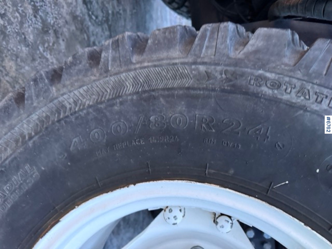 2002 Valtra 6850 Tractor with front hydraulics! See video. lízing 2002 Valtra 6850 Tractor with front hydraulics! See video.: 42 kép.