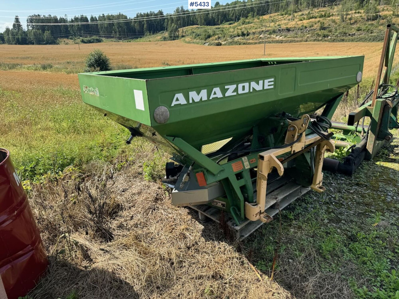 2003 Amazone ZA-M 1500 - Műtrágyaszóró: 3 kép. 2003 Amazone ZA-M 1500 - Műtrágyaszóró: 3 kép.