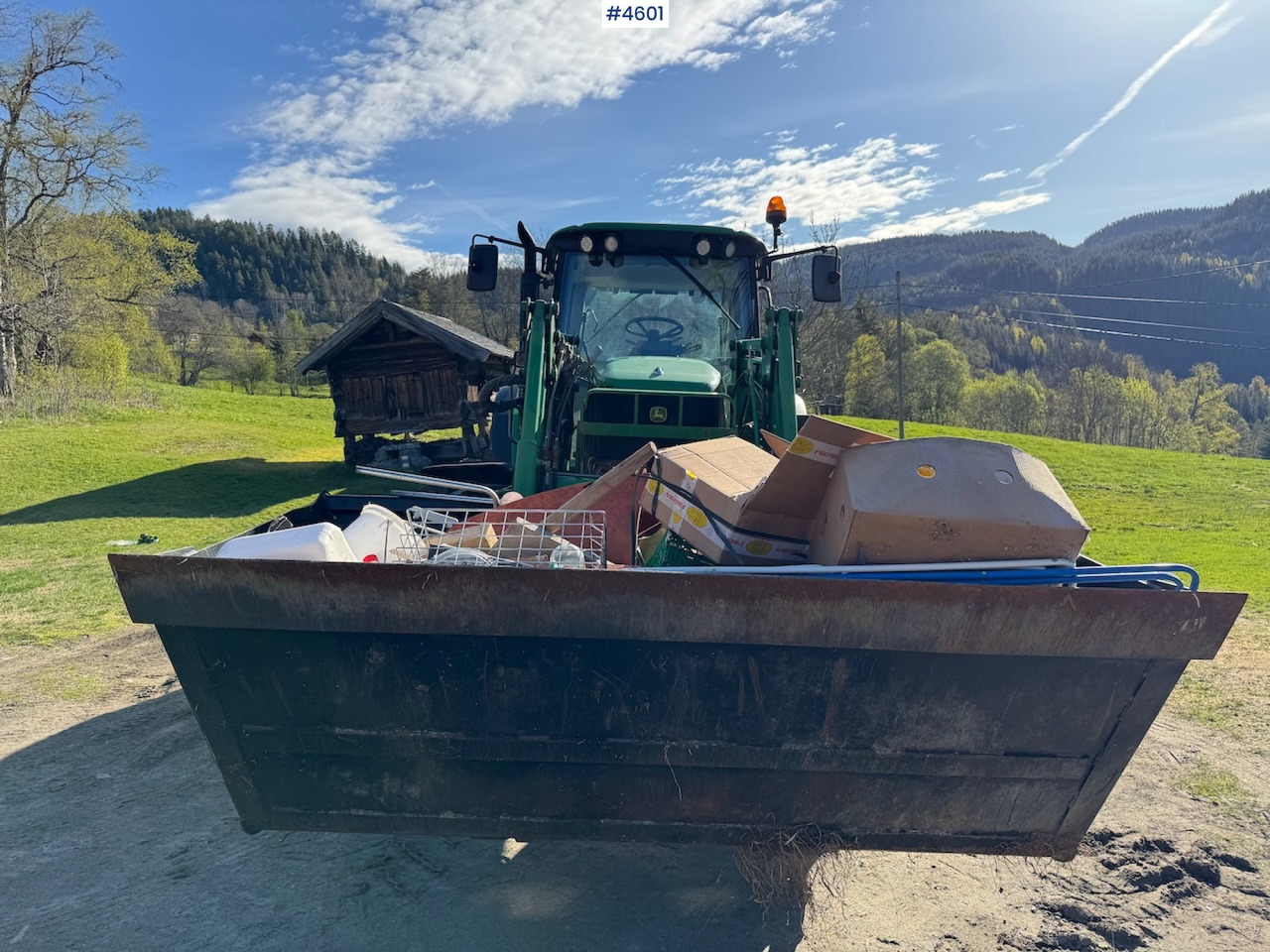 Traktor 2003 John Deere 6620 w/front loader: 21 kép.