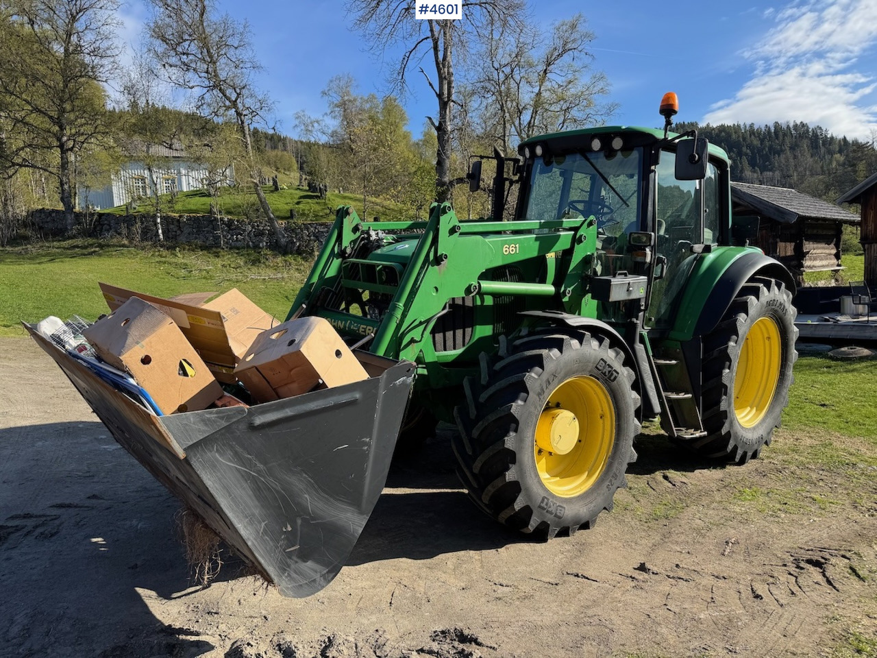 Traktor 2003 John Deere 6620 w/front loader: 18 kép.