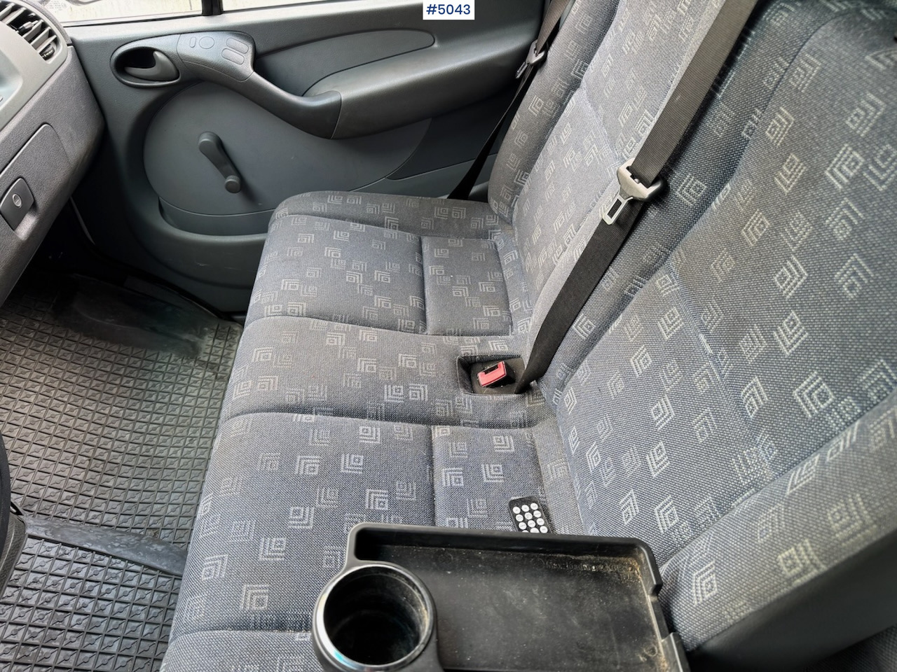 2003 Mercedes-Benz 313 CDI Sprinter 4x4. lízing 2003 Mercedes-Benz 313 CDI Sprinter 4x4.: 10 kép.