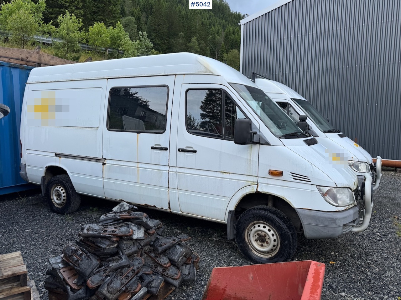 2003 Mercedes-Benz 316 CDI Sprinter 4WD. - Furgon: 4 kép. 2003 Mercedes-Benz 316 CDI Sprinter 4WD. - Furgon: 4 kép.