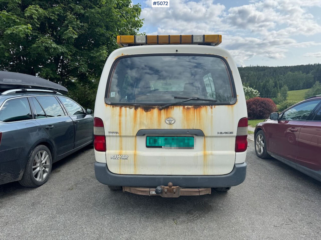 2003 Toyota Hiace 4wd - Furgon: 5 kép. 2003 Toyota Hiace 4wd - Furgon: 5 kép.