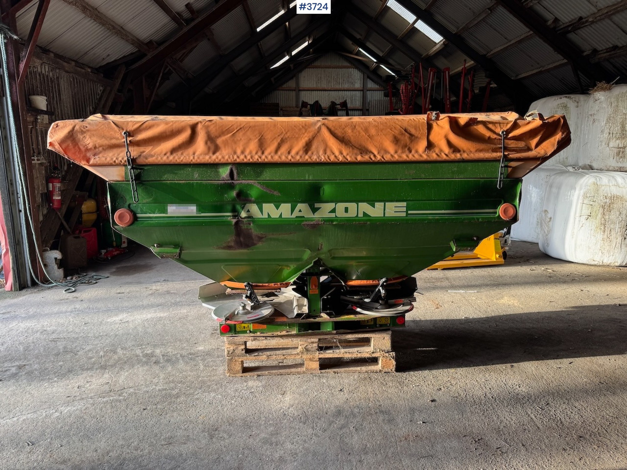 2005 Amazone ZA-M 1500 - Műtrágyaszóró: 5 kép. 2005 Amazone ZA-M 1500 - Műtrágyaszóró: 5 kép.