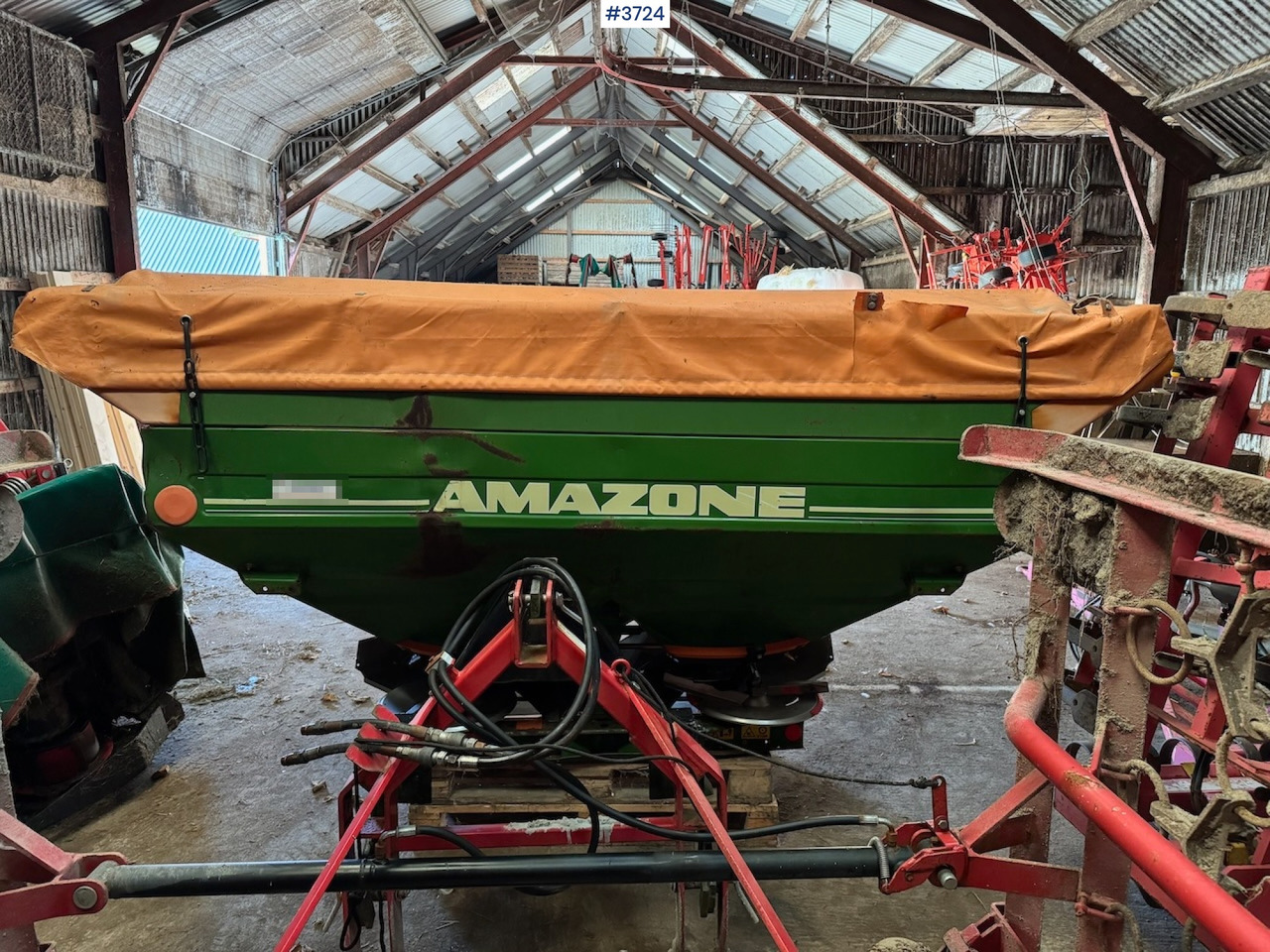 2005 Amazone ZA-M 1500 - Műtrágyaszóró: 4 kép. 2005 Amazone ZA-M 1500 - Műtrágyaszóró: 4 kép.