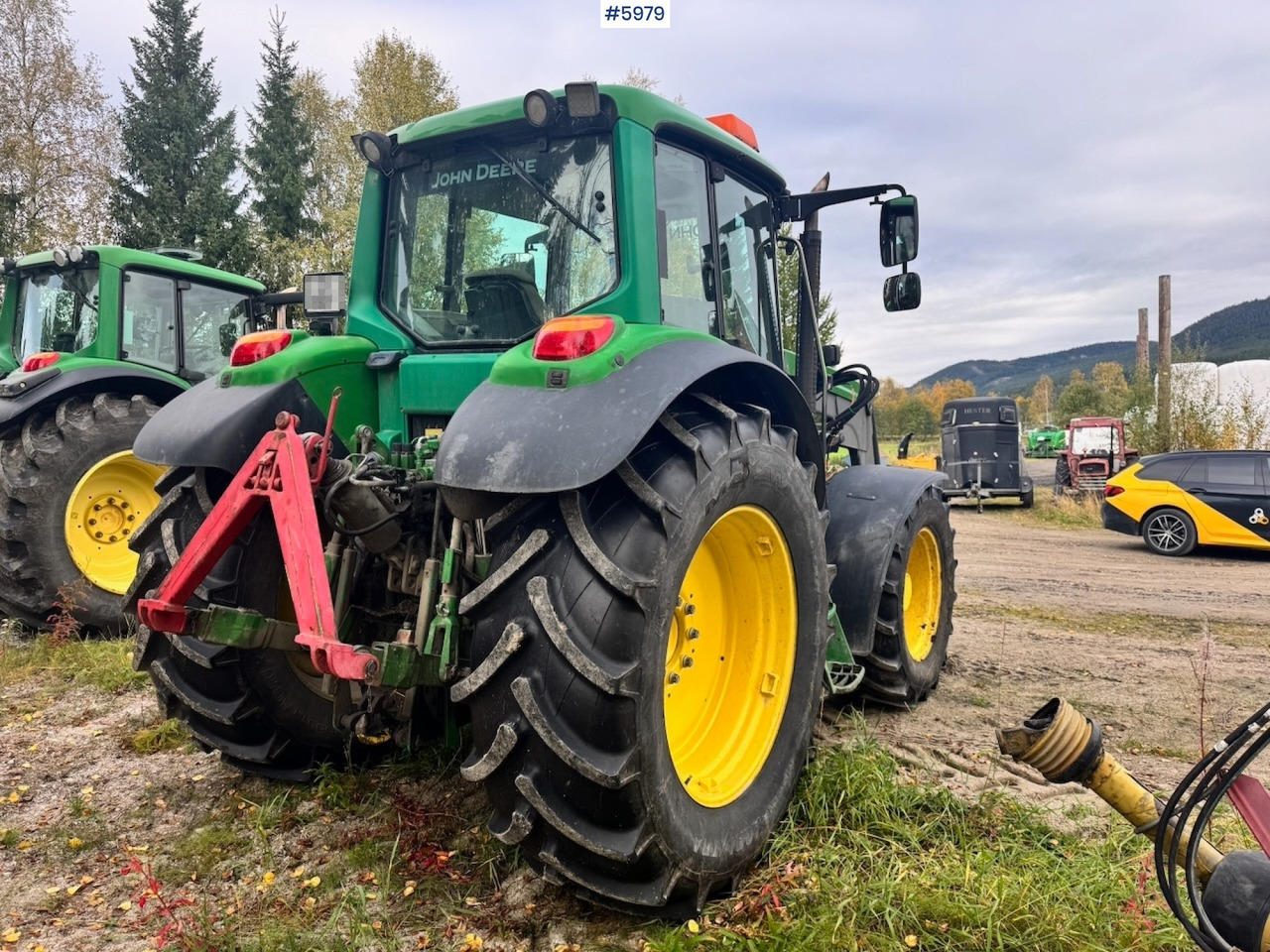 2005 John Deere 6420 with Front Loader - Traktor: 4 kép. 2005 John Deere 6420 with Front Loader - Traktor: 4 kép.
