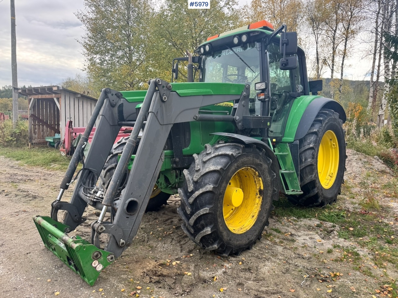 2005 John Deere 6420 with Front Loader - Traktor: 5 kép. 2005 John Deere 6420 with Front Loader - Traktor: 5 kép.