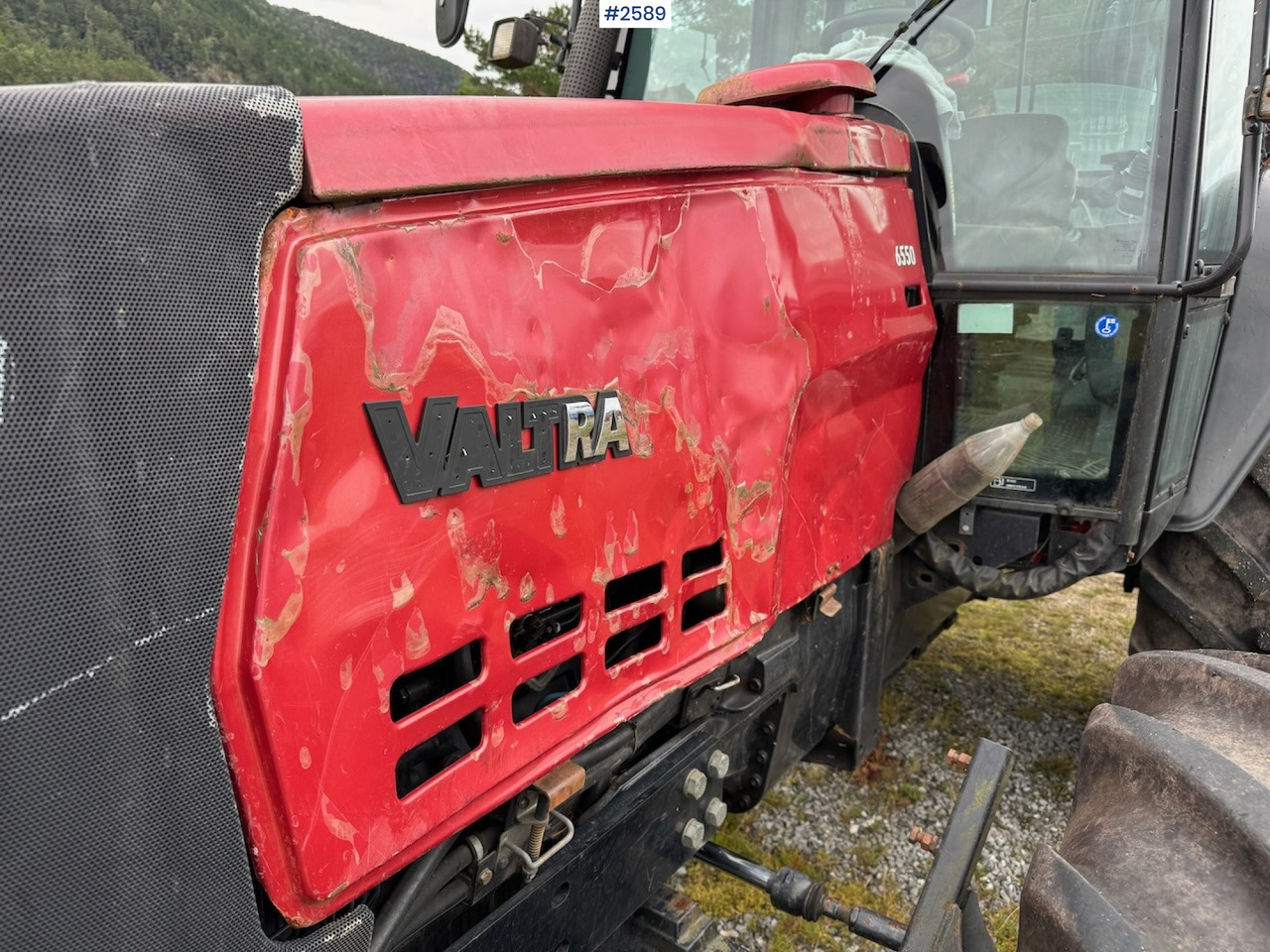 2005 Valtra 6550 Turbo with Kronos 120H 4WD B - Traktor: 2 kép. 2005 Valtra 6550 Turbo with Kronos 120H 4WD B - Traktor: 2 kép.