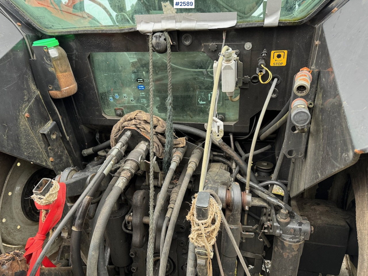 2005 Valtra 6550 Turbo with Kronos 120H 4WD B lízing 2005 Valtra 6550 Turbo with Kronos 120H 4WD B: 14 kép. 2005 Valtra 6550 Turbo with Kronos 120H 4WD B lízing 2005 Valtra 6550 Turbo with Kronos 120H 4WD B: 14 kép.