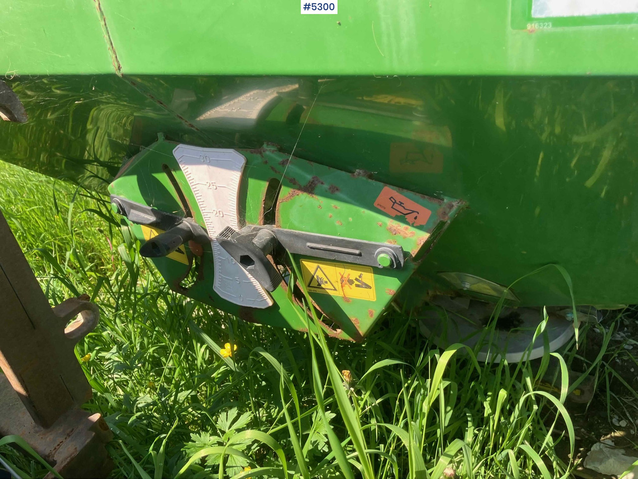 2006 Amazone ZA-X Perfect S 350 fertilizer spreader - Műtrágyaszóró: 5 kép. 2006 Amazone ZA-X Perfect S 350 fertilizer spreader - Műtrágyaszóró: 5 kép.