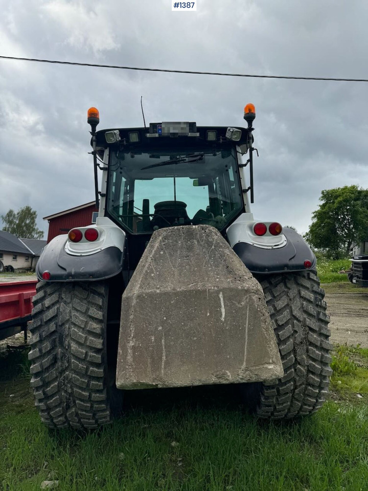 2007 Valtra T190 4x4 Tractor w/ bucket - Traktor: 4 kép. 2007 Valtra T190 4x4 Tractor w/ bucket - Traktor: 4 kép.
