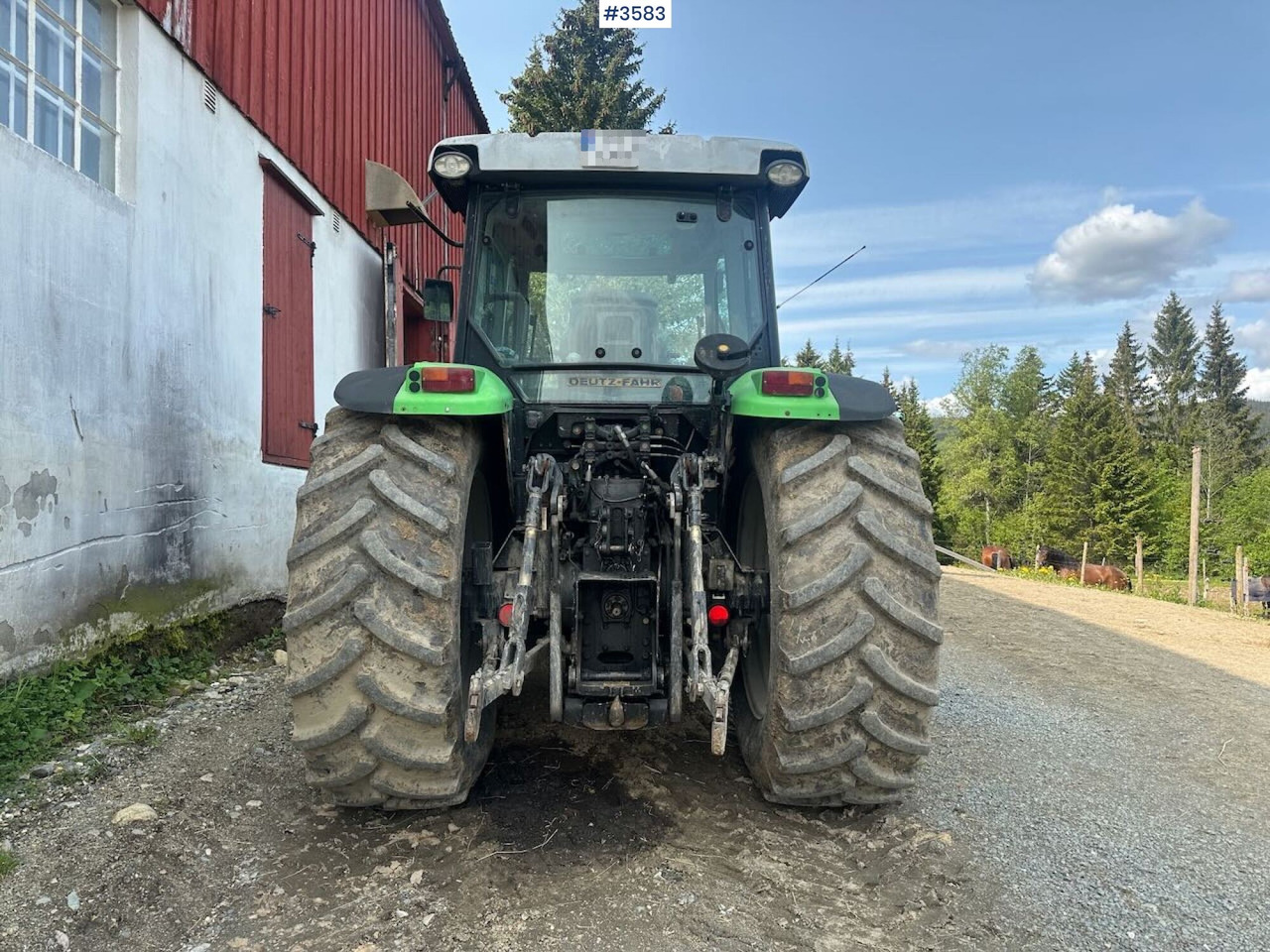 2008 Deutz-Fahr Agrofarm 100 traktor w/ Trima Front loader. See hours! - Traktor: 4 kép. 2008 Deutz-Fahr Agrofarm 100 traktor w/ Trima Front loader. See hours! - Traktor: 4 kép.