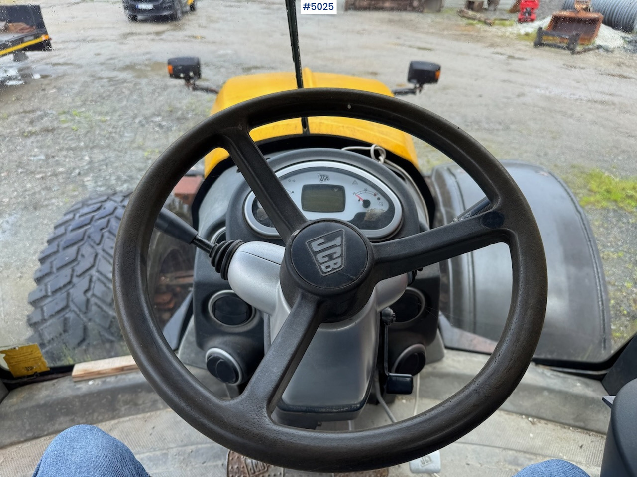 Traktor 2008 JCB Fastrac 7230 P-Tronic w/Front hydraulics and PTO.: 15 kép.