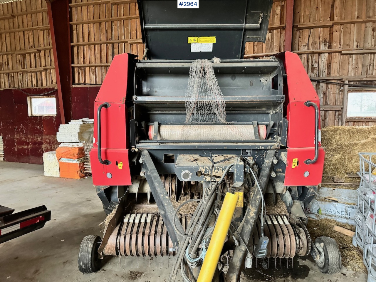 2008 Vicon RF2235 Round baler - Szálastakarmány betakarítás gépei: 2 kép. 2008 Vicon RF2235 Round baler - Szálastakarmány betakarítás gépei: 2 kép.
