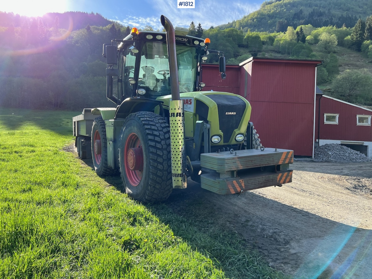 2009 Claas Xerion 3800 - Traktor: 2 kép. 2009 Claas Xerion 3800 - Traktor: 2 kép.
