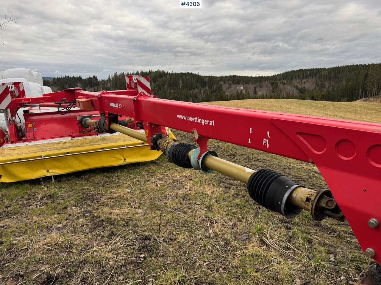 2009 Pottinger Novacat 3007 T ED slåmaskin - Szálastakarmány betakarítás gépei: 2 kép. 2009 Pottinger Novacat 3007 T ED slåmaskin - Szálastakarmány betakarítás gépei: 2 kép.