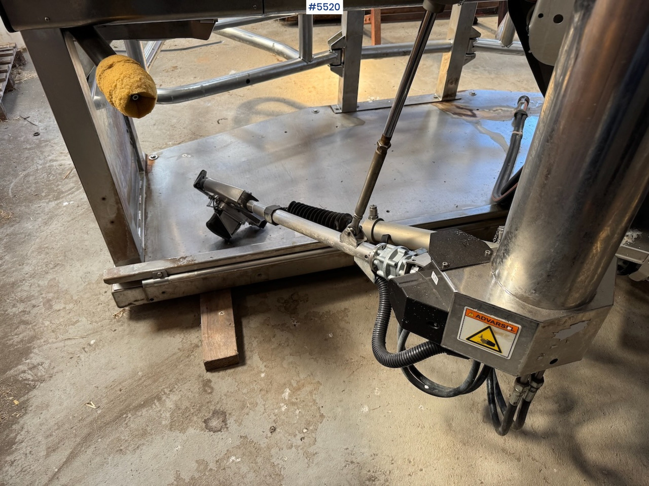 Fejőberendezés 2010 Delaval WMS Classic: 10 kép.