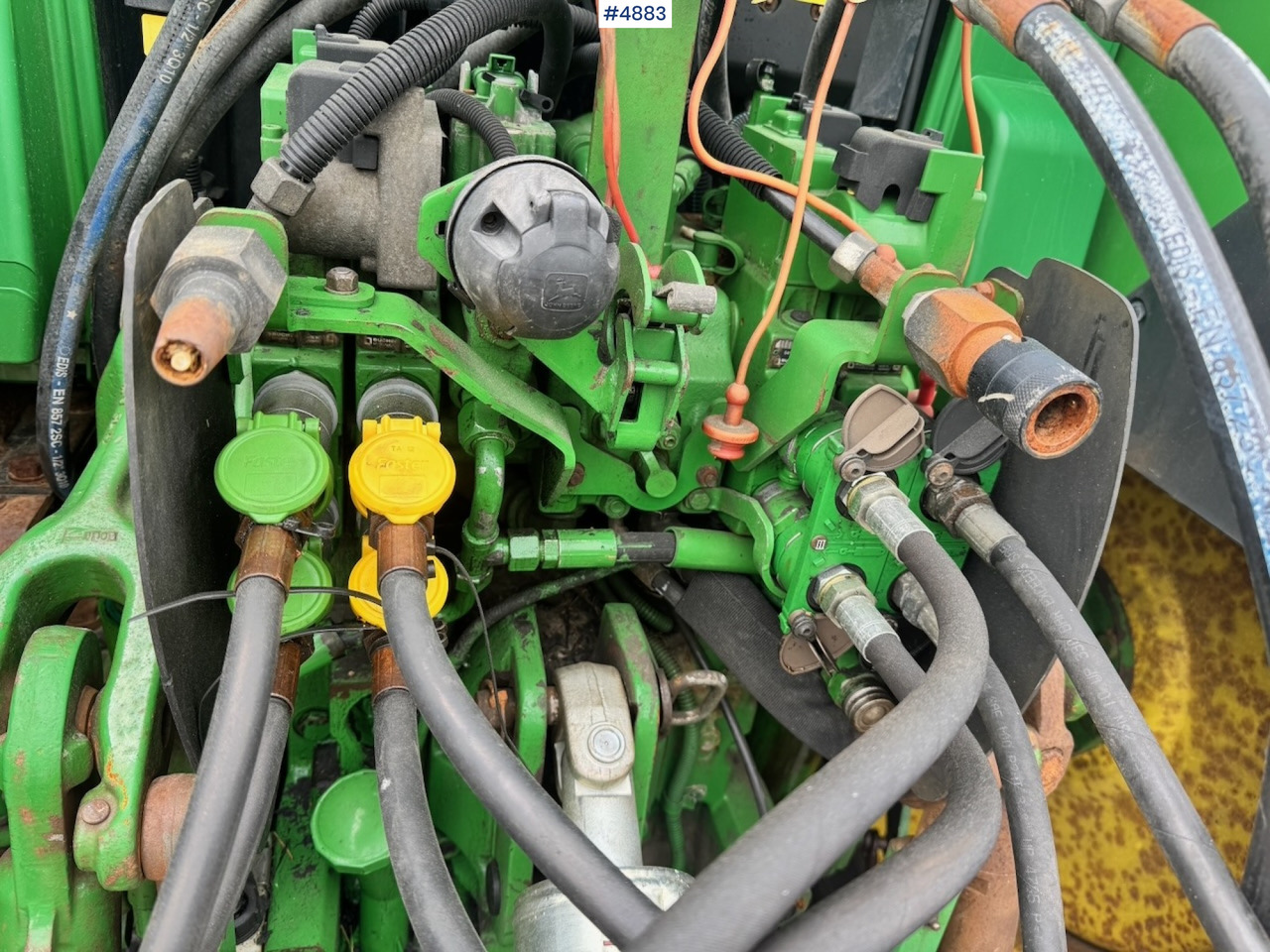 Traktor 2010 John Deere 6430 w/ Front Hydraulics and Front PTO. 2910 hours!: 16 kép.
