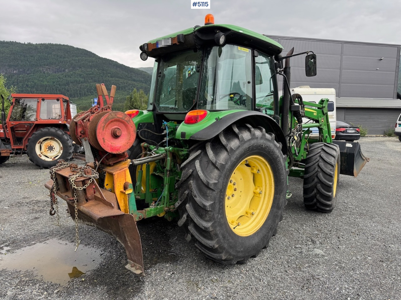2011 John Deere 5080 M m/frontlaster. Lite timer! - Traktor: 5 kép. 2011 John Deere 5080 M m/frontlaster. Lite timer! - Traktor: 5 kép.