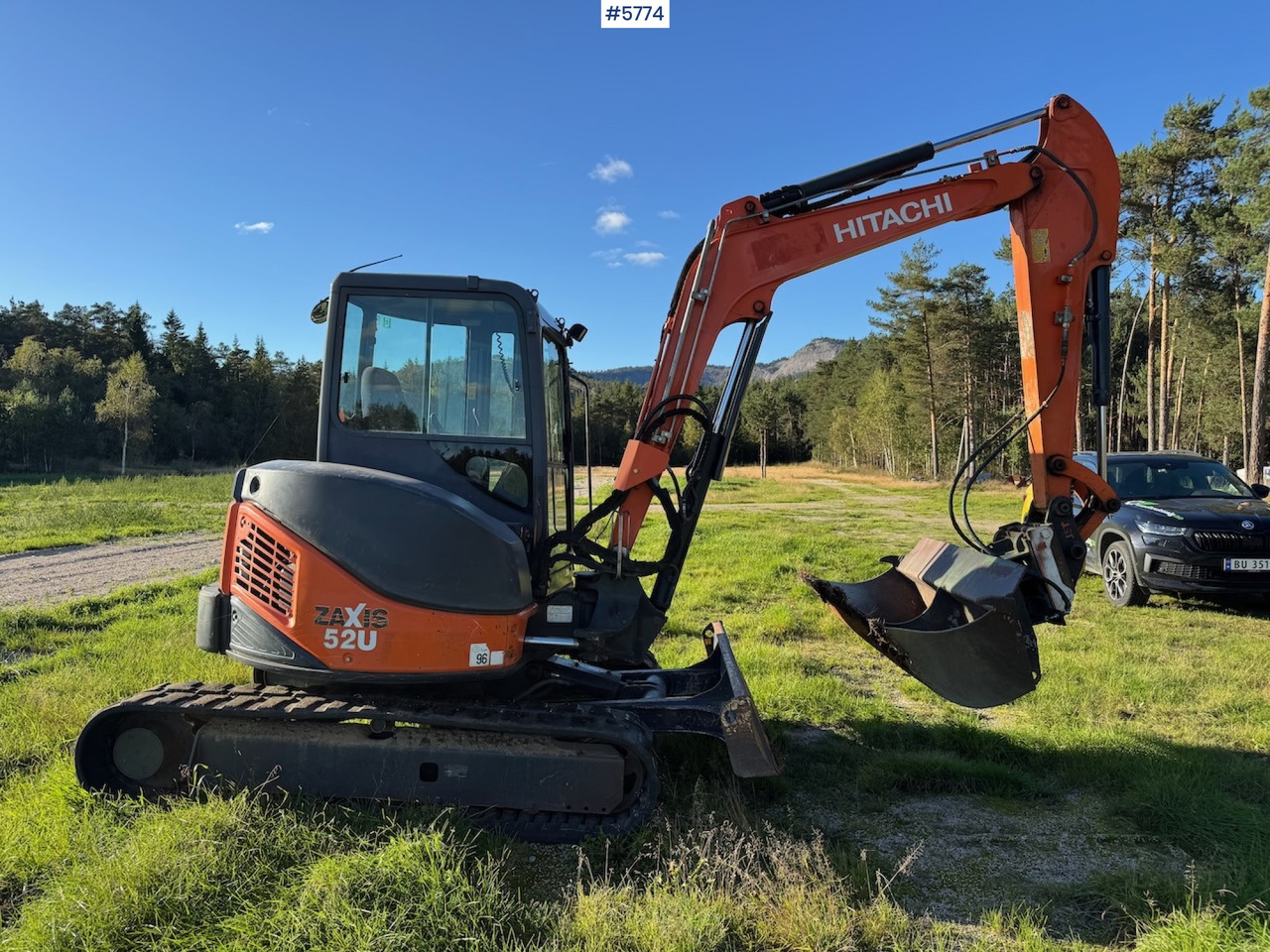 2012 Hitachi ZX 52 U-3 CLR - Minikotró: 5 kép. 2012 Hitachi ZX 52 U-3 CLR - Minikotró: 5 kép.
