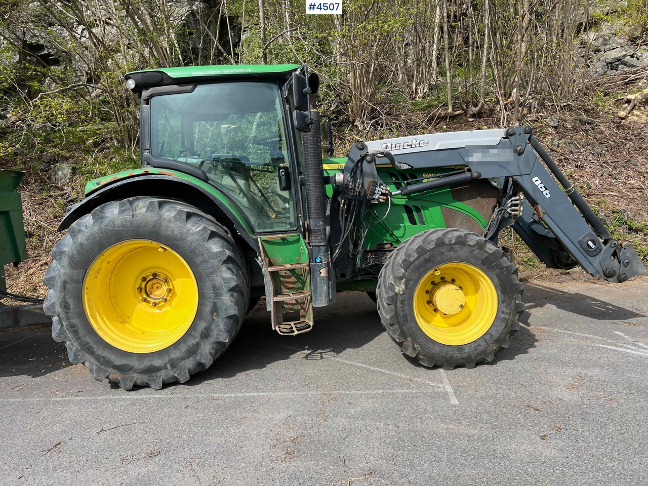 2012 John Deere 6140R w/ front loader - Traktor: 1 kép. 2012 John Deere 6140R w/ front loader - Traktor: 1 kép.