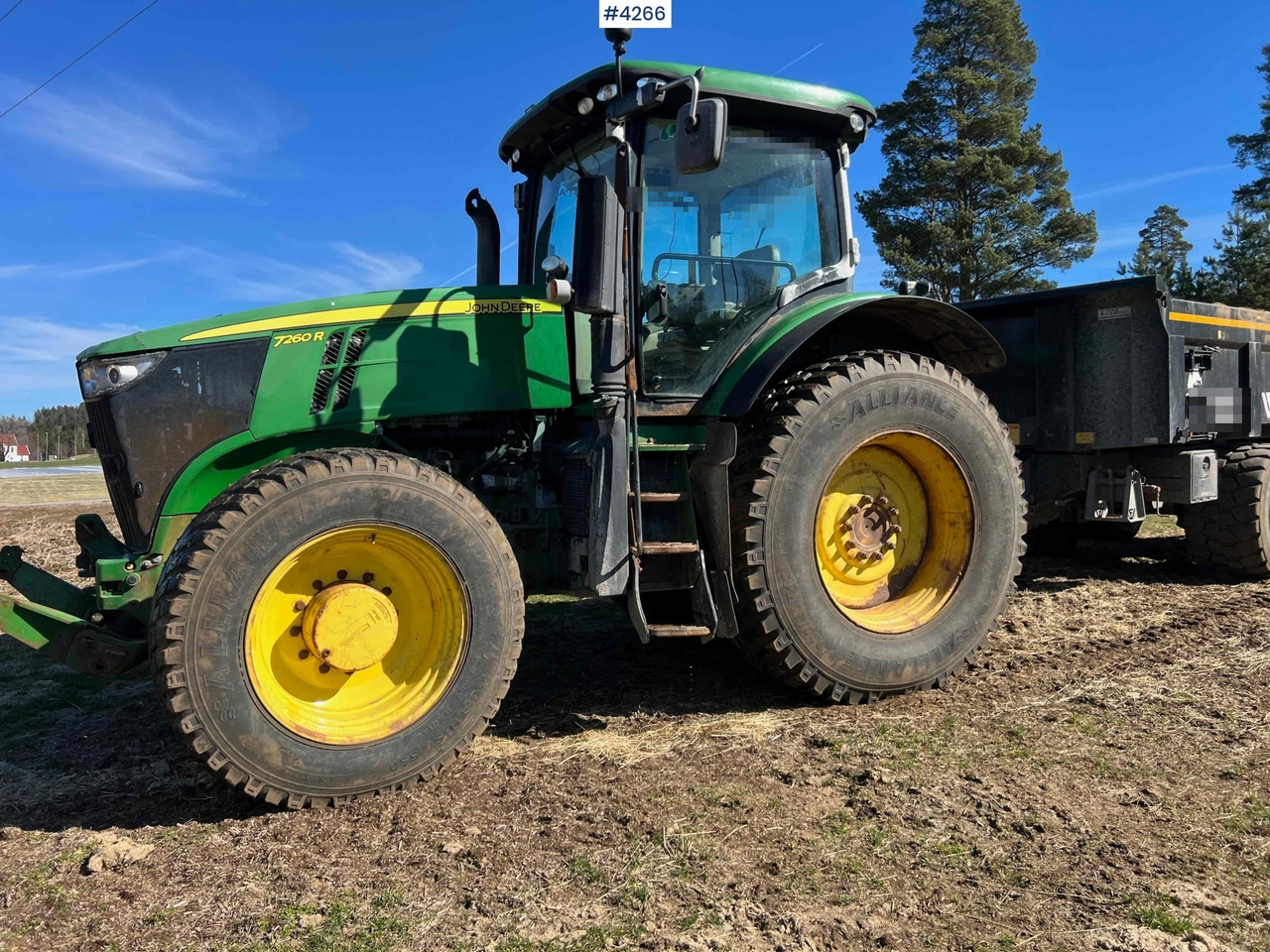2012 John Deere 7260R Tractor w/ PTO - Traktor: 5 kép. 2012 John Deere 7260R Tractor w/ PTO - Traktor: 5 kép.