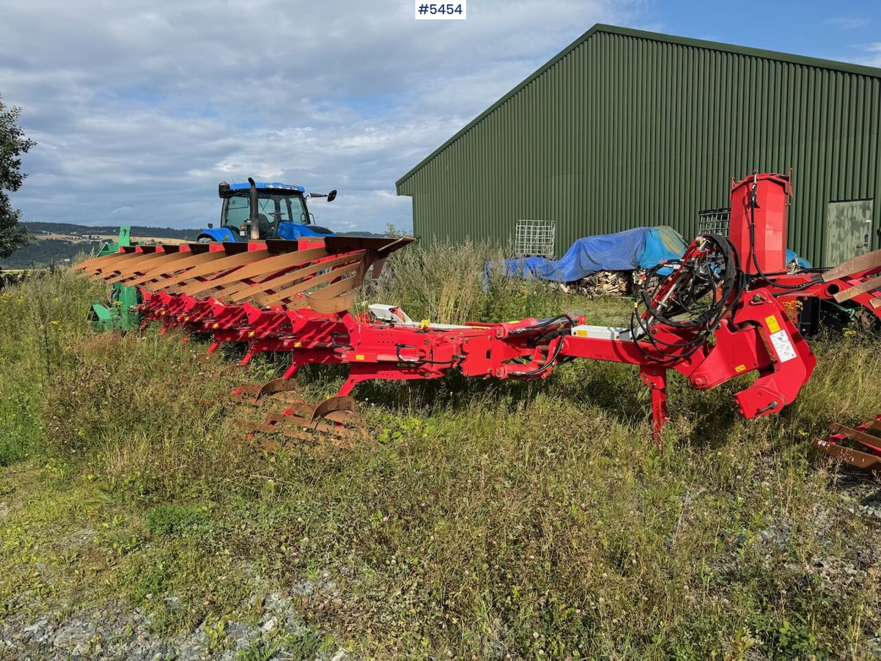 2012 Pottinger Servo 6.50 Plus Nova 7 furrow semi-reversible plough - Talajművelő gep: 1 kép. 2012 Pottinger Servo 6.50 Plus Nova 7 furrow semi-reversible plough - Talajművelő gep: 1 kép.