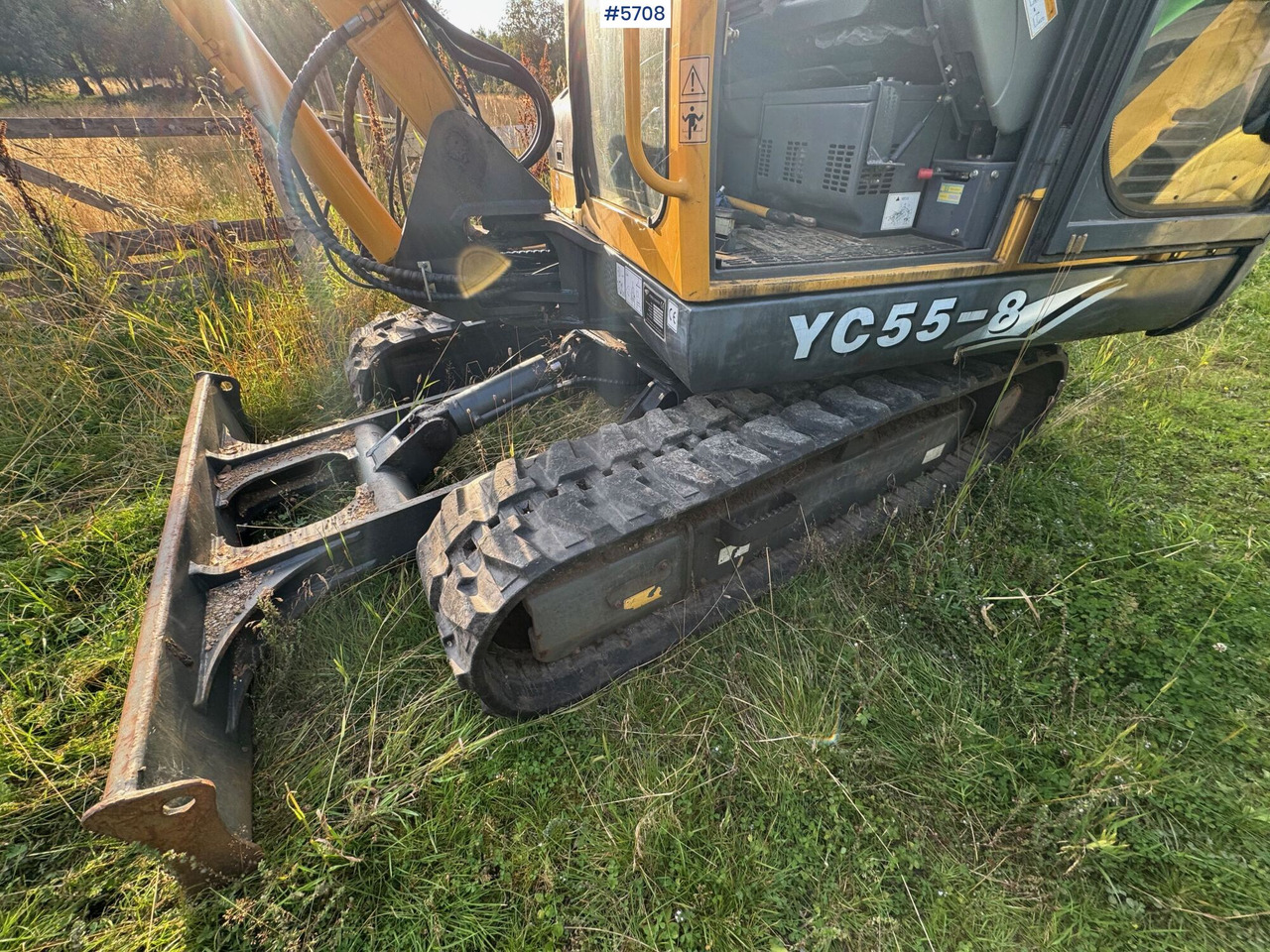 Minikotró 2013 Yuchai YC55-8 with only 448 hours. WATCH VIDEO!: 8 kép. Minikotró 2013 Yuchai YC55-8 with only 448 hours. WATCH VIDEO!: 8 kép.