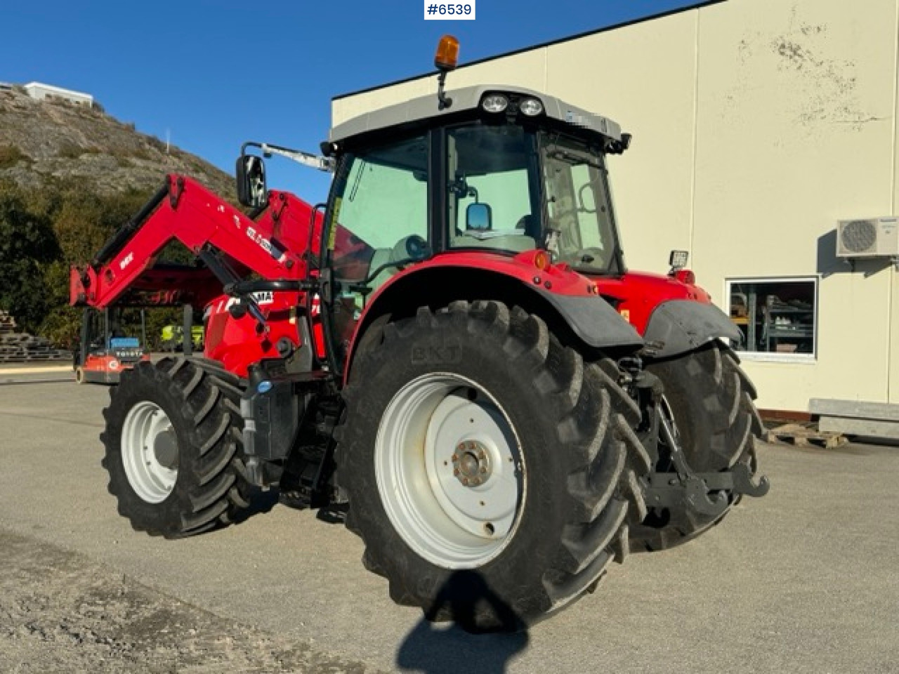 2014 Massey Ferguson MF7616 with loader and 3rd function! - Traktor: 4 kép. 2014 Massey Ferguson MF7616 with loader and 3rd function! - Traktor: 4 kép.