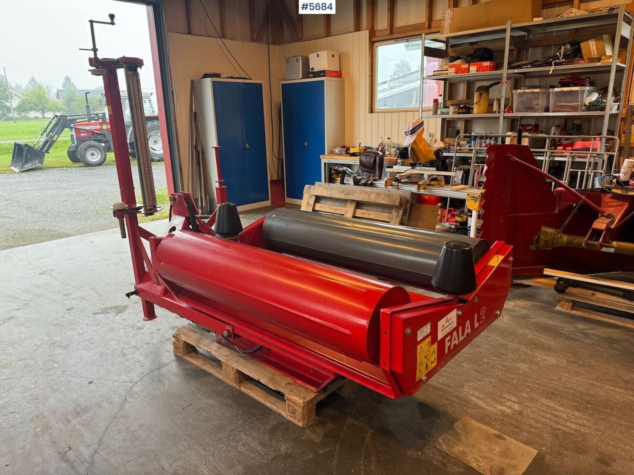 2014 Unia Famarol Fala L2 - Szálastakarmány betakarítás gépei: 2 kép. 2014 Unia Famarol Fala L2 - Szálastakarmány betakarítás gépei: 2 kép.