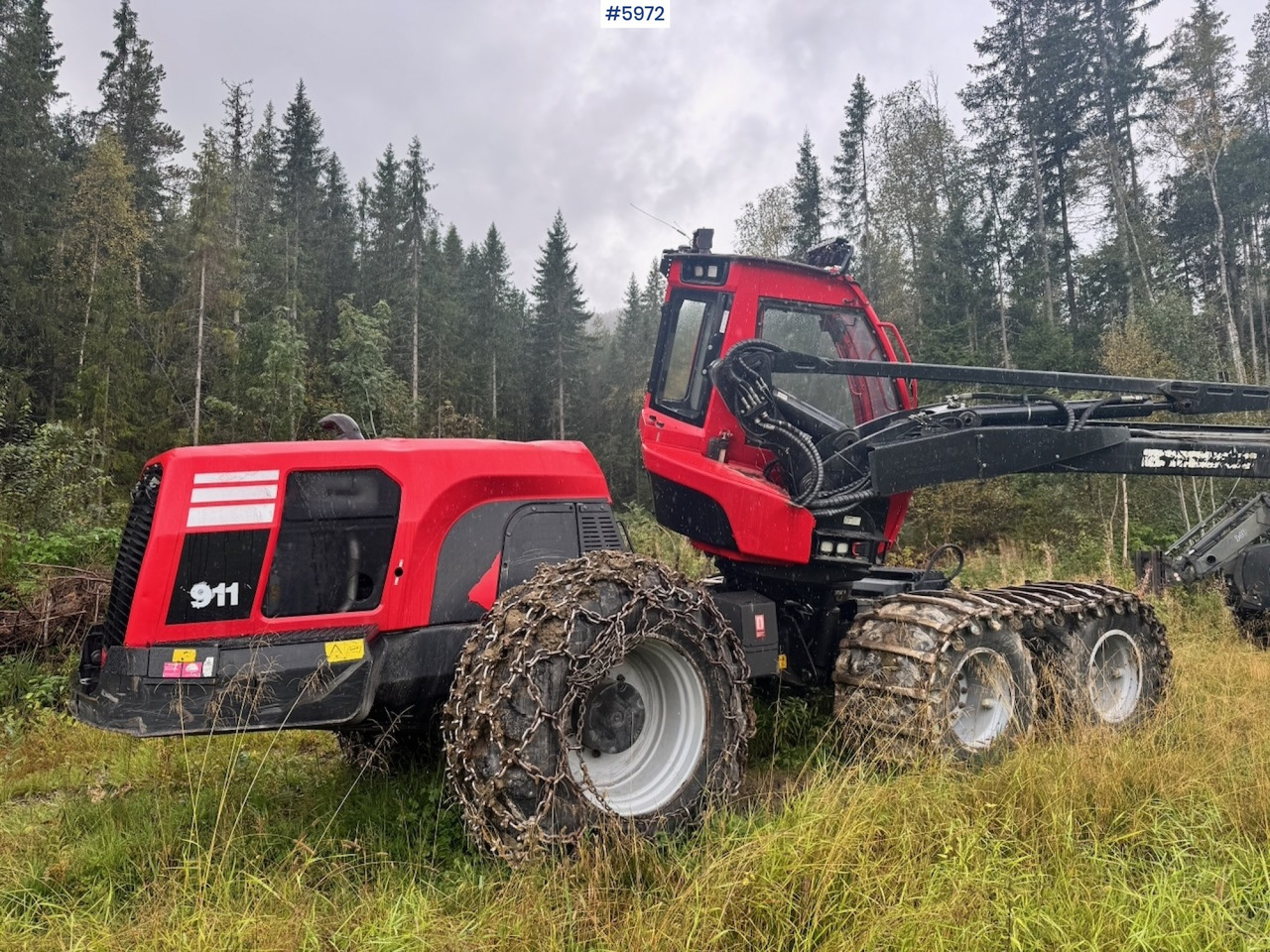 2015 Komatsu 911-6 Harvester with newer head. - Fakitermelő gép: 3 kép. 2015 Komatsu 911-6 Harvester with newer head. - Fakitermelő gép: 3 kép.