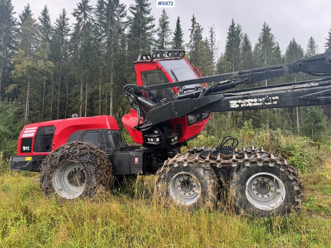 2015 Komatsu 911-6 Harvester with newer head. - Fakitermelő gép: 2 kép. 2015 Komatsu 911-6 Harvester with newer head. - Fakitermelő gép: 2 kép.
