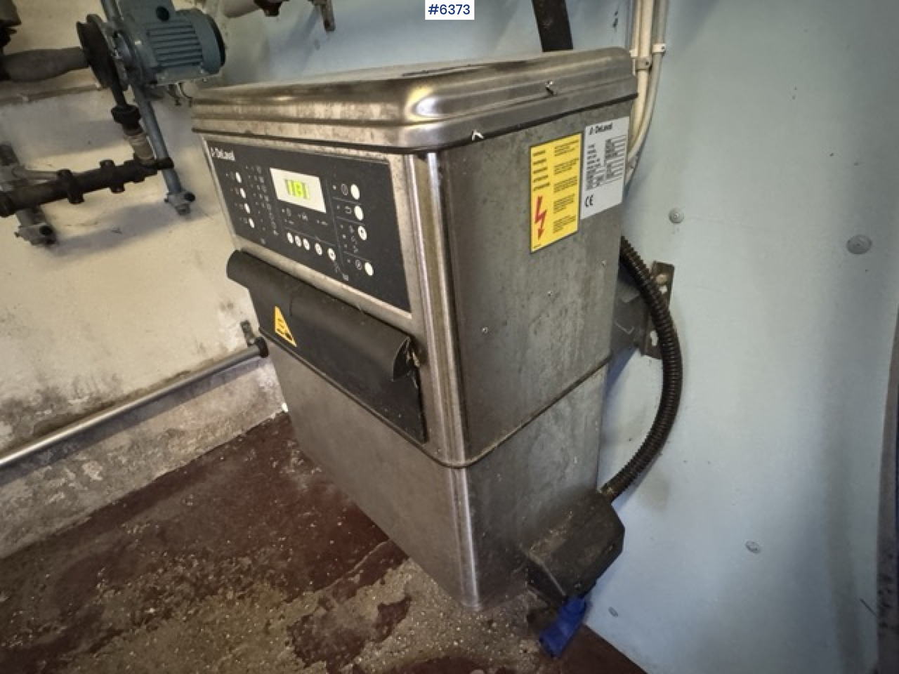 2016 DeLaval washing machine - Állattartás gépei: 4 kép. 2016 DeLaval washing machine - Állattartás gépei: 4 kép.