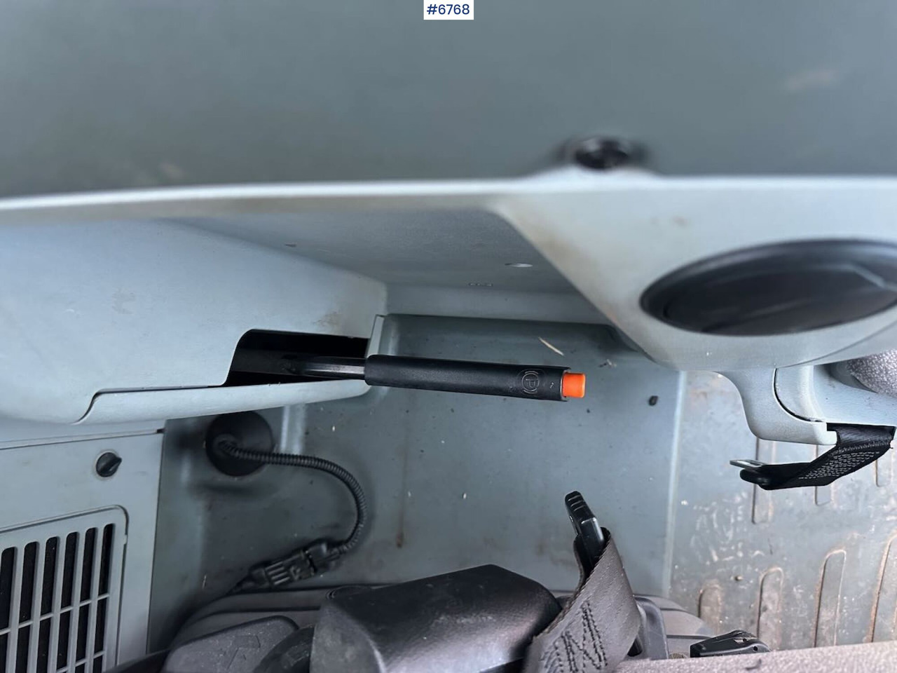 Traktor 2017 Claas Arion 440 4x4 tractor w/ front loader, GPS setup and good tires. Low hours!: 41 kép.