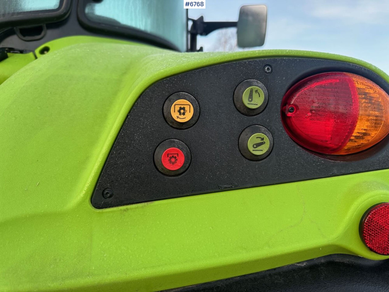 Traktor 2017 Claas Arion 440 4x4 tractor w/ front loader, GPS setup and good tires. Low hours!: 19 kép.
