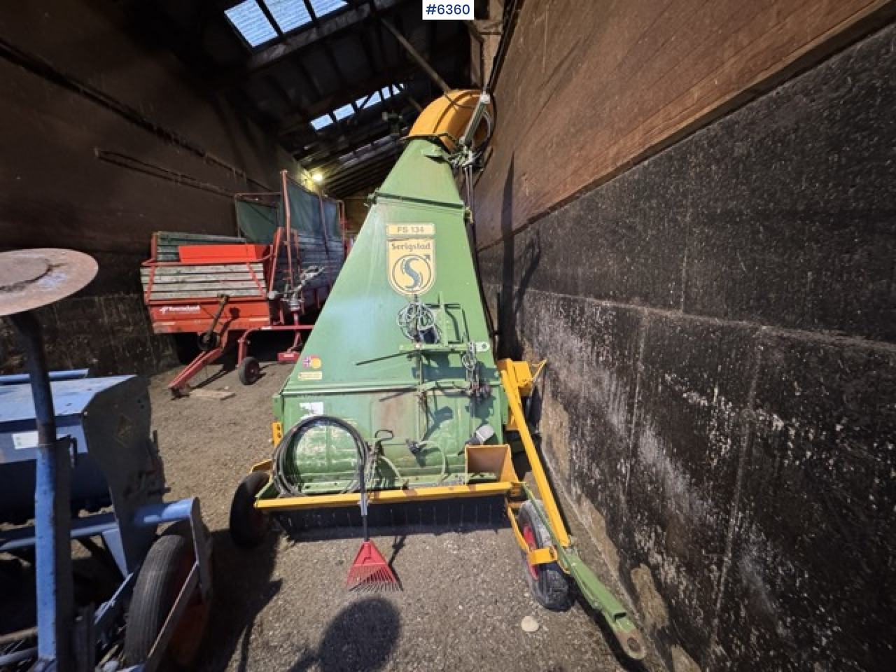 2017 Serigstad FS134 with support trailer - Szálastakarmány betakarítás gépei: 1 kép. 2017 Serigstad FS134 with support trailer - Szálastakarmány betakarítás gépei: 1 kép.