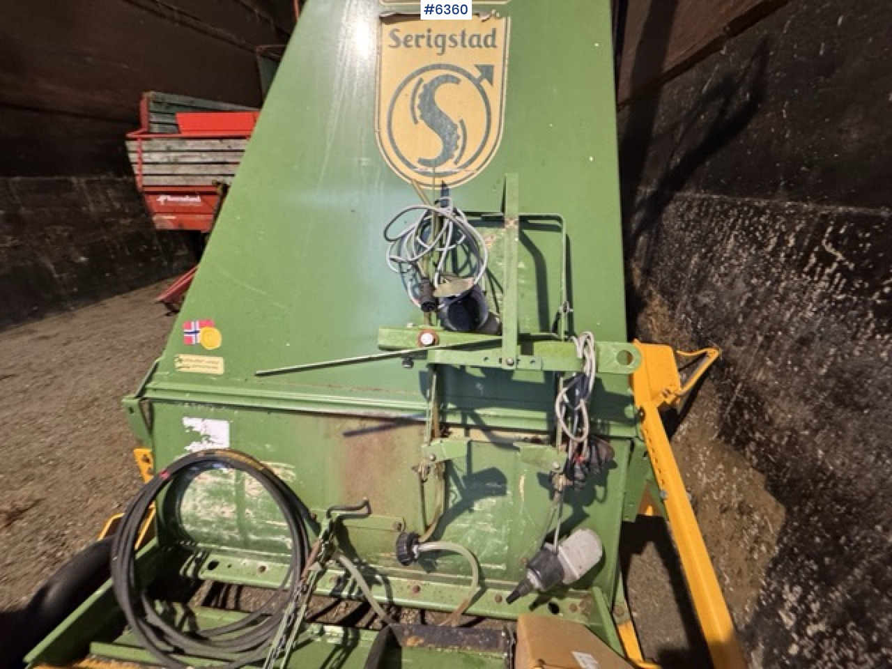 2017 Serigstad FS134 with support trailer - Szálastakarmány betakarítás gépei: 5 kép. 2017 Serigstad FS134 with support trailer - Szálastakarmány betakarítás gépei: 5 kép.