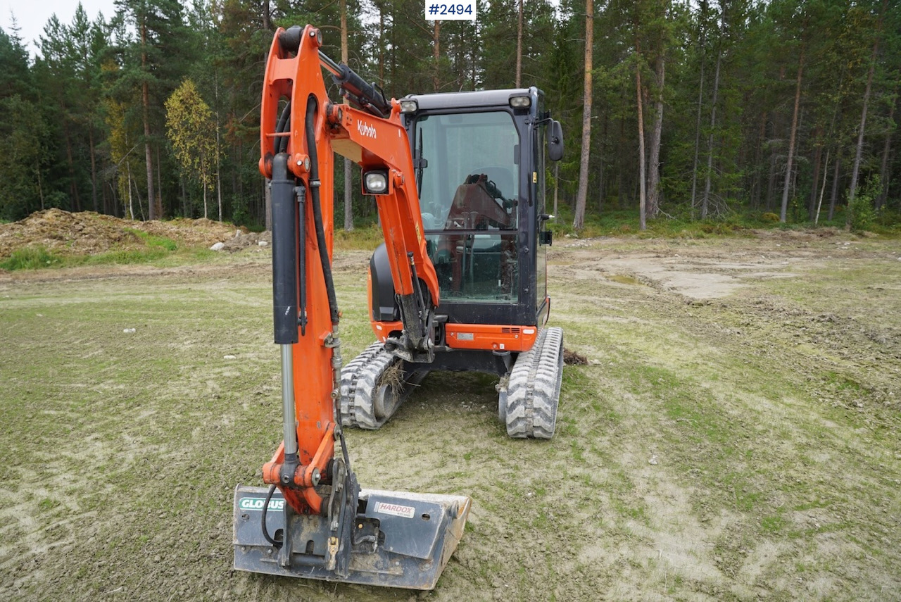 2018 Kubota U27-4 w/shear - Minikotró: 4 kép. 2018 Kubota U27-4 w/shear - Minikotró: 4 kép.
