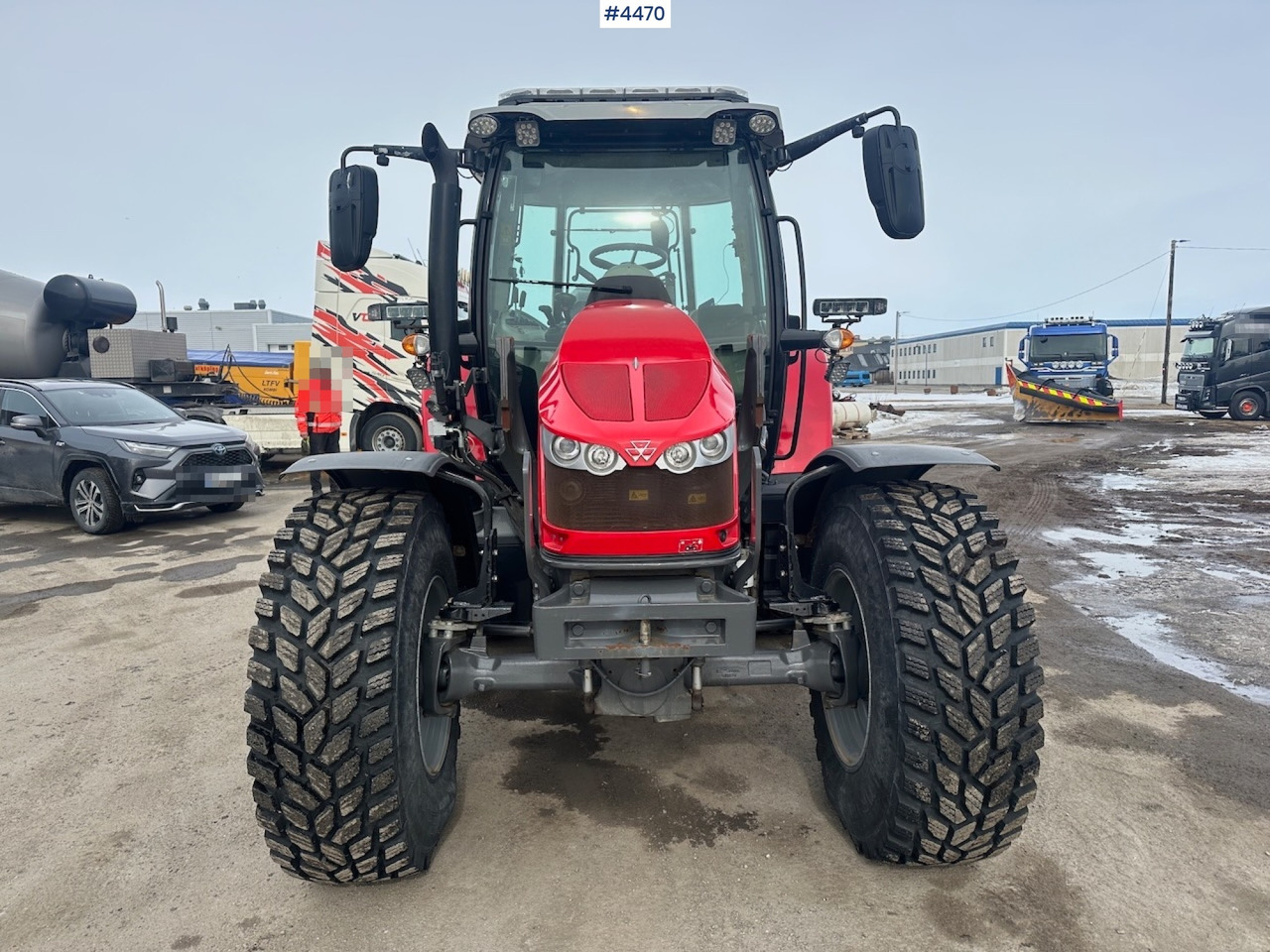 2018 Massey Ferguson MF5713 S w/ 2020 Dalen snow blower - Traktor: 3 kép. 2018 Massey Ferguson MF5713 S w/ 2020 Dalen snow blower - Traktor: 3 kép.