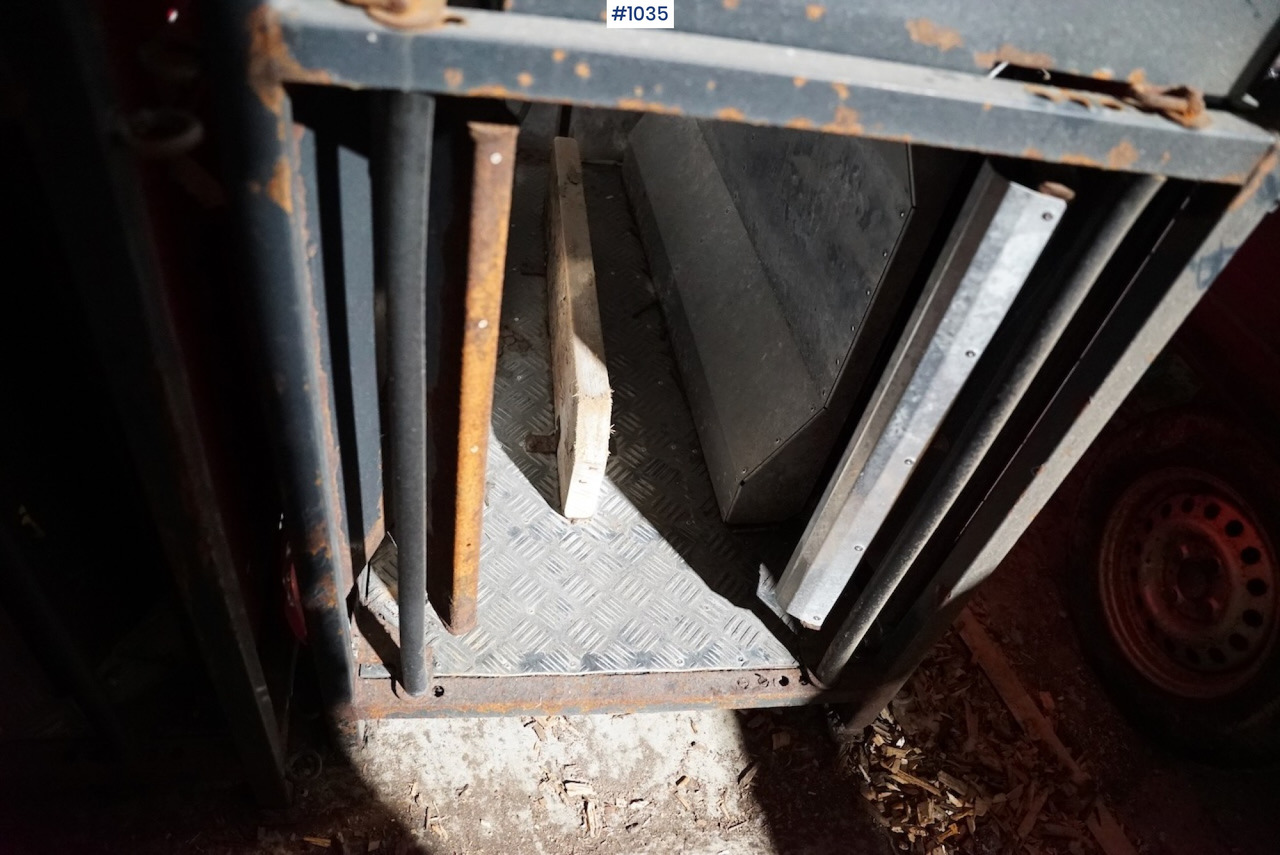 2018 TKS FeedStations w/silo - Állattartás gépei: 5 kép. 2018 TKS FeedStations w/silo - Állattartás gépei: 5 kép.