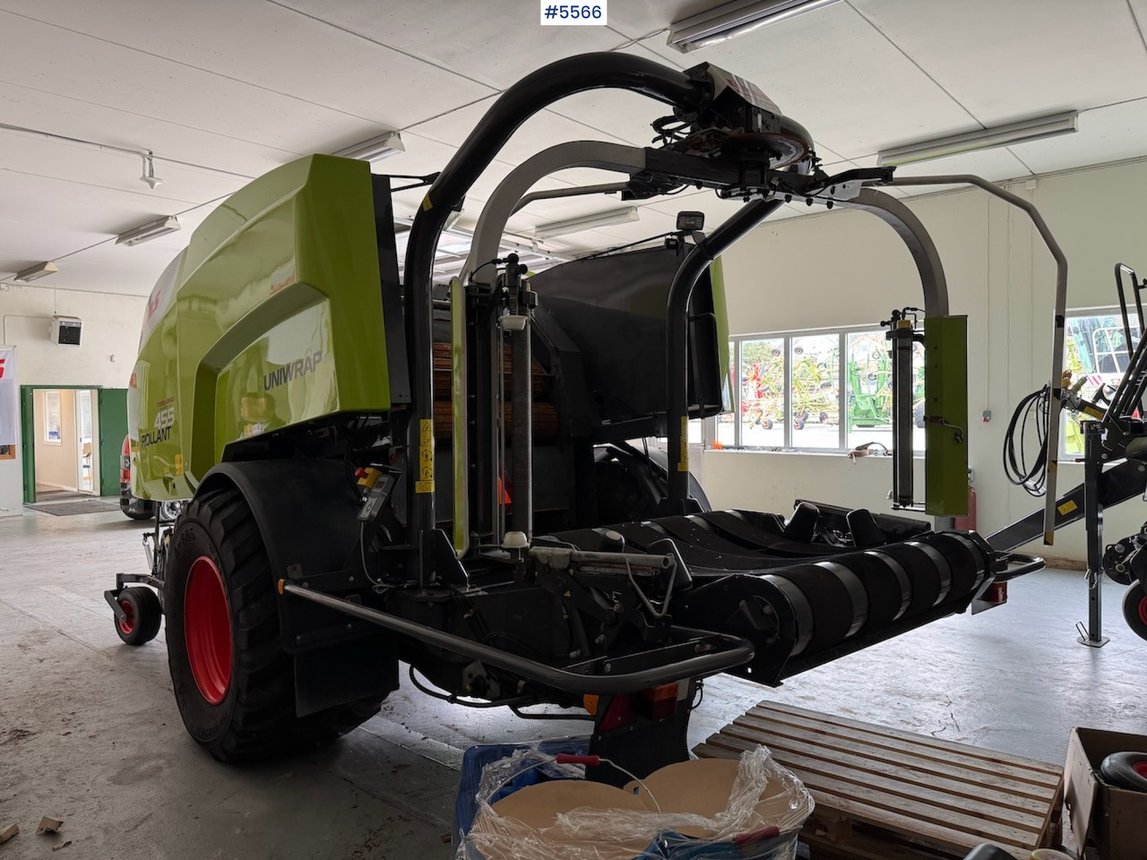 2019 Claas Rollant 455 Uniwrap - Szálastakarmány betakarítás gépei: 4 kép. 2019 Claas Rollant 455 Uniwrap - Szálastakarmány betakarítás gépei: 4 kép.