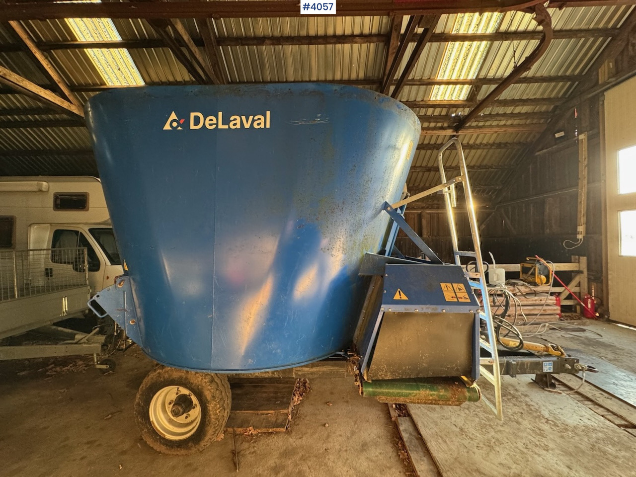 2019 Delaval VM12 Coarse feed mixer - Állattartás gépei: 4 kép. 2019 Delaval VM12 Coarse feed mixer - Állattartás gépei: 4 kép.